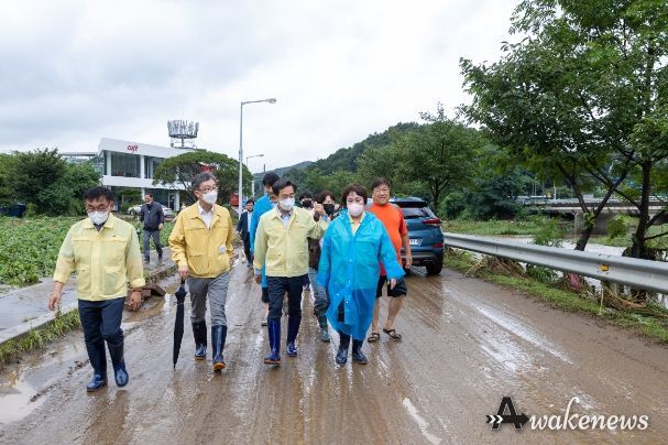김동연 경기도지사, 용인시 고기동(고기교) 침수 현장 점검(8월 9일)