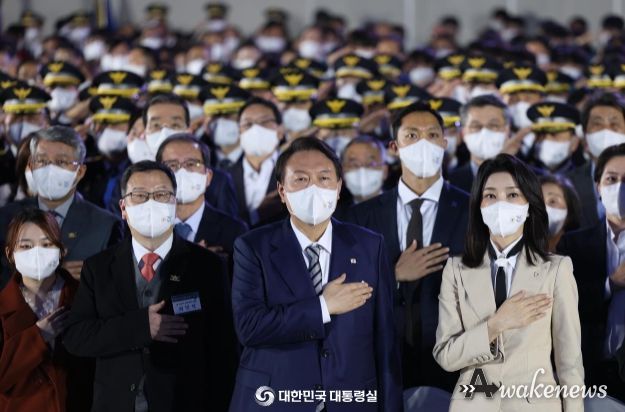 10월 21일 윤석열 대통령은 제77주년 경찰의 날 기념식에 참석했다.