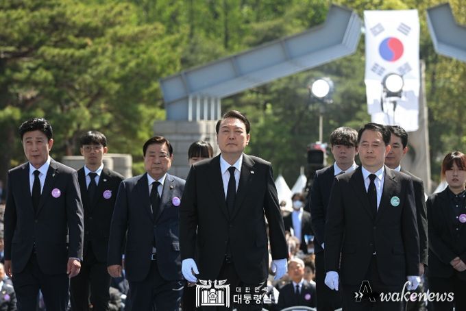 4월 19일 윤석열 대통령은 제63주년 4·19혁명 기념식에 참석했다.