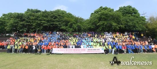 오산천 작은정원, 초화류 8천 포트 식재