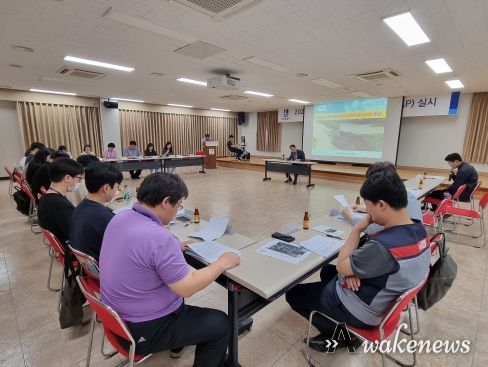 수원시상수도사업소가 ‘광교저수지 비상대처계획(EAP)’에 기반한 가상대피훈련을 하고 있다.