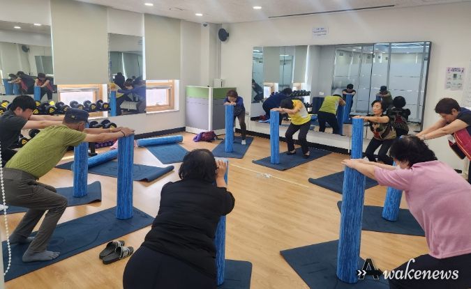 안산서부건강생활지원센터, '100세 근육왕 운동교실' 운영
