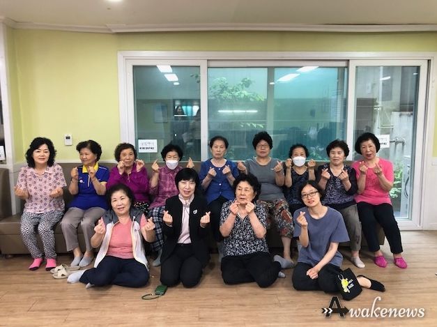 광명시 철산4동장 여름철 폭염 대비해 무더위쉼터 방문