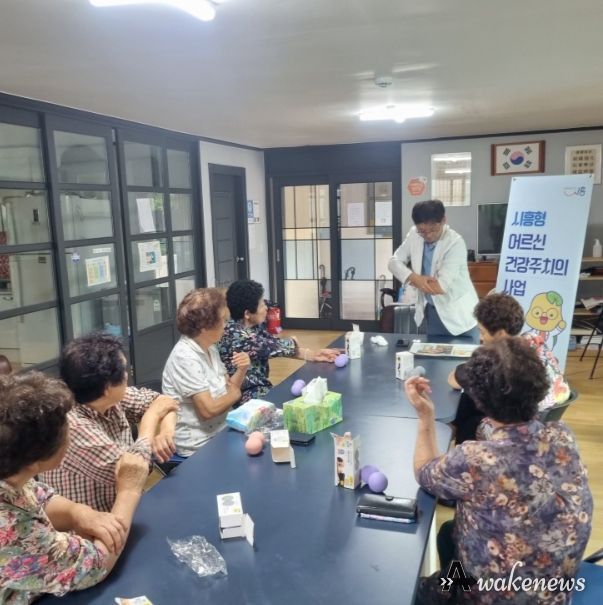 시흥시, 건강한 노후생활 위한 '찾아가는 어르신 건강주치의 사업' 전개