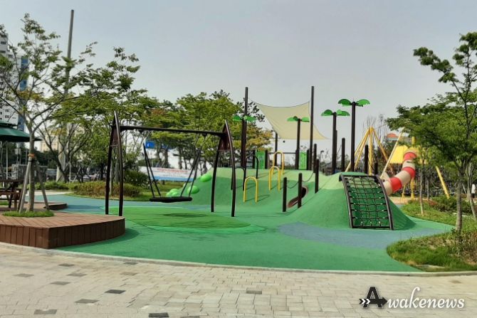 감사에서 참신한 아이디어로 시민 편의를 높인 우수 사례로 선정된 공세동 마을놀이터