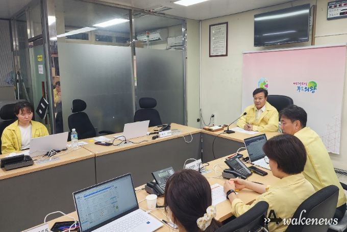 김성제 의왕시장, 호우경보 발령에 재난안전상황실 방문... 집중호우 대비 총력 대응