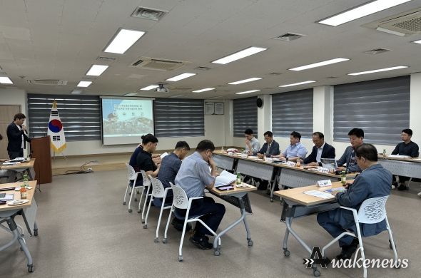 지난 24일 맑은물사업소 2층 대회의실에서 열린 ‘김포시 수도정비계획 (변경)수립 및 상수도관망 전문기술진단 용역’ 착수보고회
