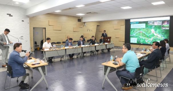 광명시는 4일 가학산 근린공원 내 수목원 조성을 위한 실시설계용역 착수보고회를 개최했다.