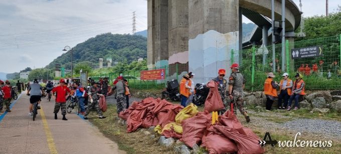 하남시 해병대전우회, 한강 수중정화 및 국토대청결 환경정화 캠페인 실시
