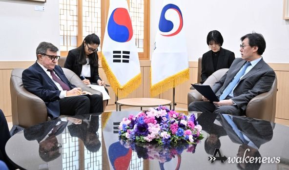 장호진 1차관, 주한러시아대사 초치