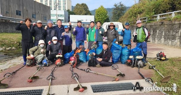 포천시 포천동 통장협의회, ‘깨끗한 신읍천’ 만들기 환경정화 활동 실시