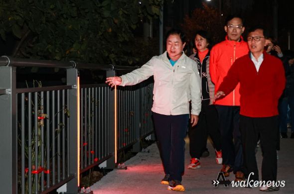주광덕 남양주시장,‘왕숙천 장미 산책길’준공 현장 점검