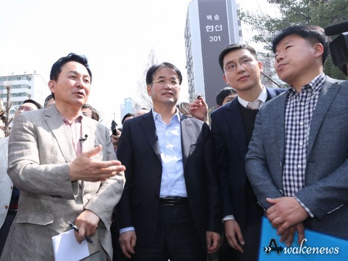 노후계획도시 현장을 방문한 원희룡 국토교통부 장관(가운데), 이동환 고양특례시장(오른쪽)