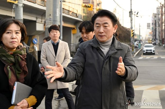 김동근 의정부시장, 장암초에 이어 회룡초 어린이보호구역 현장점검