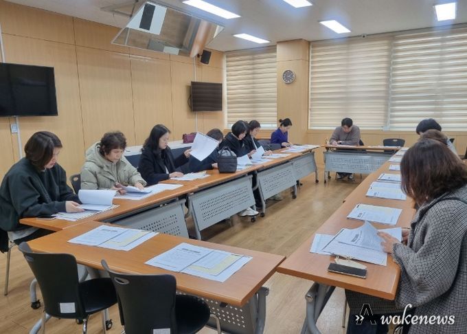 안양군포의왕과천 공동급식지원센터는 지난 7일에 안양시 먹거리종합지원센터에서 2024학년도 1차 식재료 선정관리 위원회를 개최했다