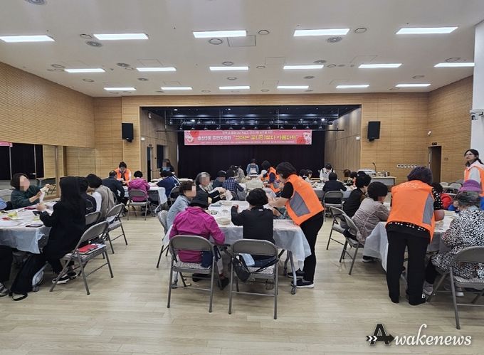 의정부시 송산3동 주민자치회, '그대는 꽃보다 아름다워' 행사 실시