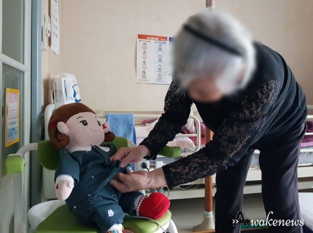 AI 돌봄 로봇 ‘효돌·효순이’