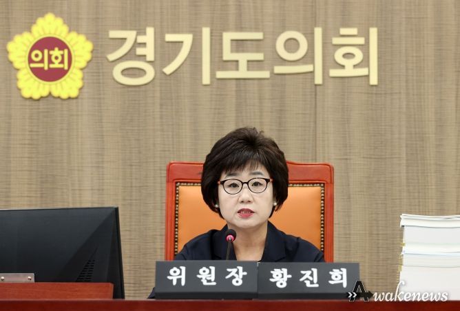 경기도의회 황진희 의원, 경기교육혁신과 교사의 행정업무 경감을 당부