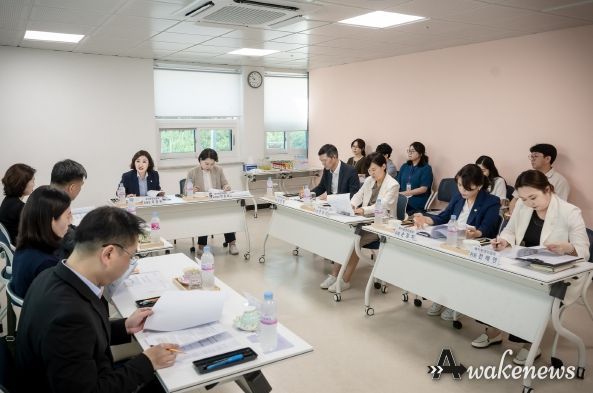 2024.08.19. 남양주시의회 복지환경위원회는 관내 노인복지관 3개소를 현장방문하고 관계자들과 간담회를 가졌다.