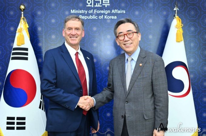 조태열 장관, 마크 그린 윌슨 센터 회장 면담