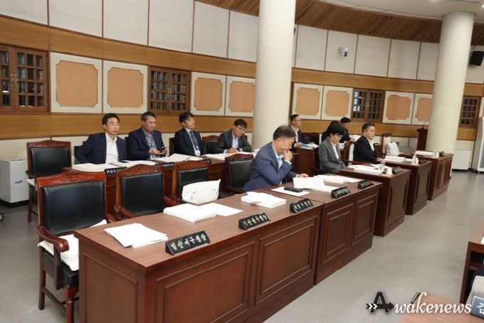 고양특례시의회 제289회 임시회 제2차 본회의 불출석 한 이동환 시장 및 관계 공무원