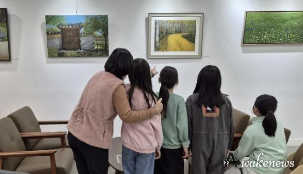 시흥시장곡종합사회복지관, 복도갤러리 한 달간 운영