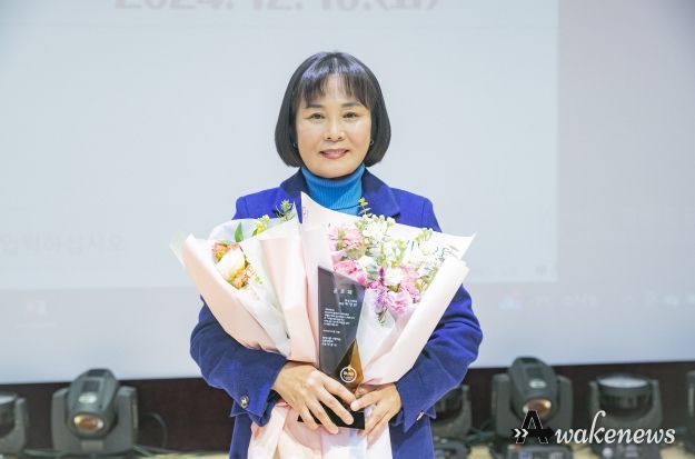 화성시의회 문화복지위원회 위영란 의원, 화성시를 사랑하는 언론인연합회로부터 공로패 수여