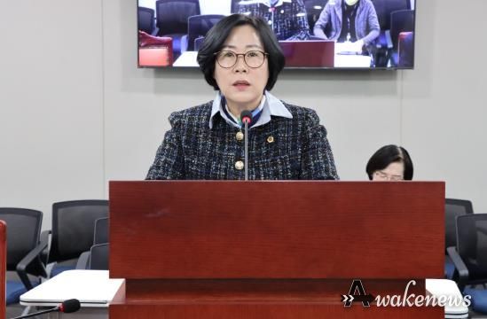 경기도의회 서현옥 의원, '경기도 첨단모빌리티 사용 후 배터리 산업 육성 및 지원 조례안' 상임위 통과!