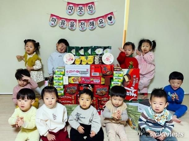 의정부시 자금동, 아기별 어린이집 ‘사랑의 식품 꾸러미’ 기탁으로 이웃사랑 실천