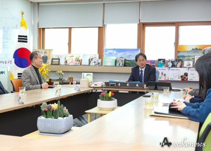 고양시 개인택시조합임원진과 만나 면담 중인 이동환 고양특례시장