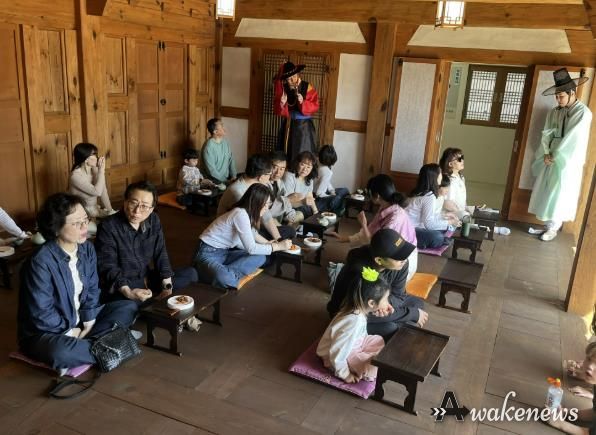 '양주목사의 찻집' 80팀 관람객 몰려…조선시대 차와 다과 체험