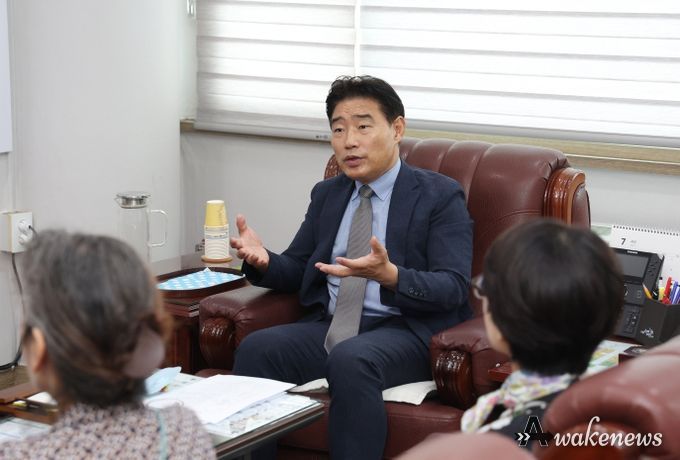 김운남 고양특례시의회 의장, 시민사회단체와 차담회...“평화도시 위한 힘 보탤 것”