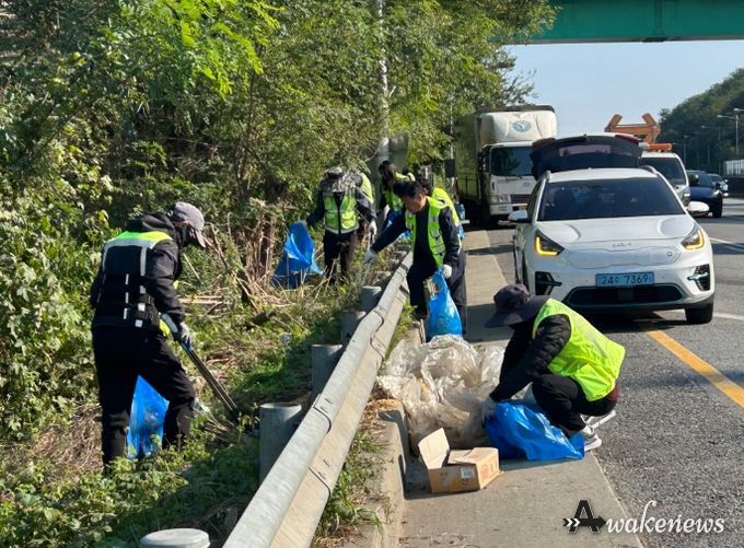 합동 대청소 모습