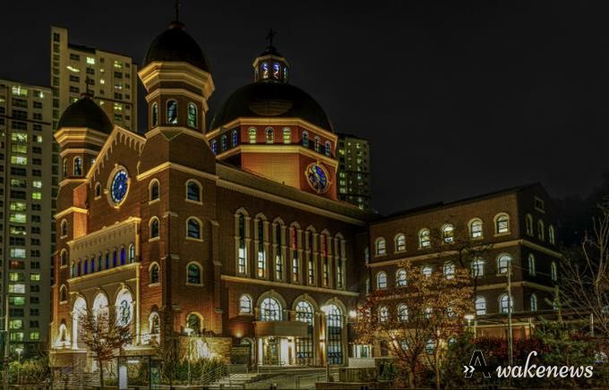 2021 수원디자인대상 수상작인 광교1동성당.