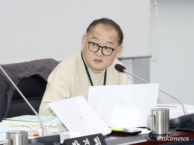 성남시의회 이군수 의원, 푸른도시사업소 행정사무감사에서