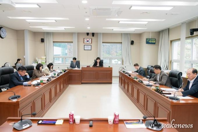 용인특례시의회 문화복지위원회, 2025년도 행정사무감사 마무리하며 강평