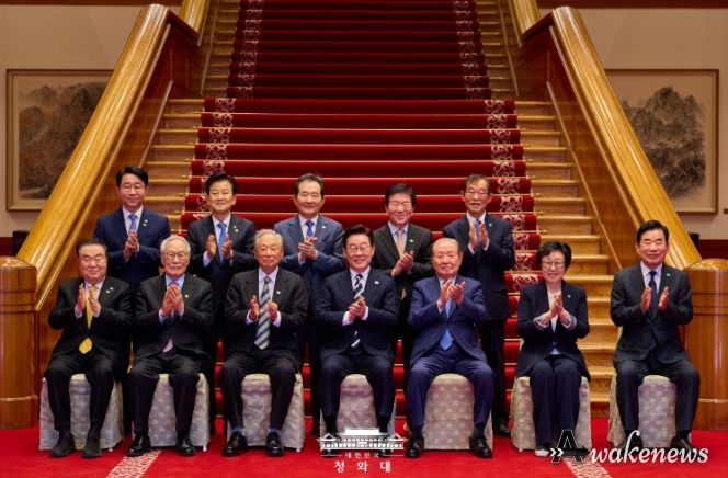 더불어민주당 상임고문단 오찬 간담회(청와대)