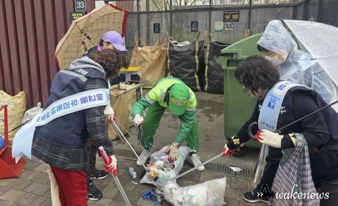 수원시 팔달구 매교동, 공동주택 분리배출 실태 점검 및 홍보 활동 실시