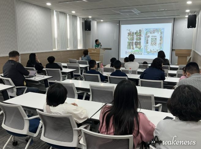 연천군 중앙도서관 '진수경 작가 초청' 그림책과 소통하는 우리동네 작가 만남 성료